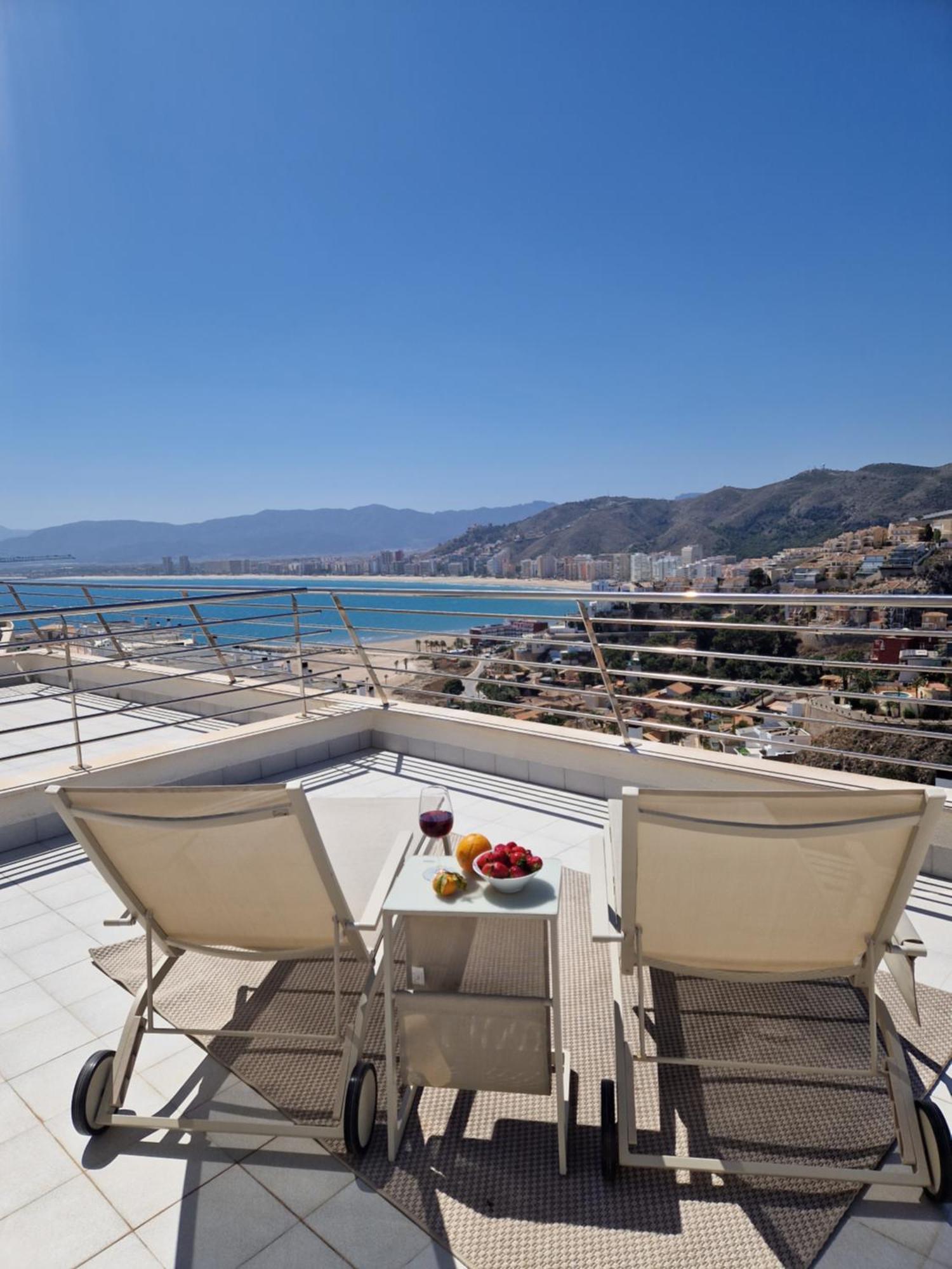 Вилла Casa Buena Vista Con Piscina Y Ascensor Кульера Экстерьер фото
